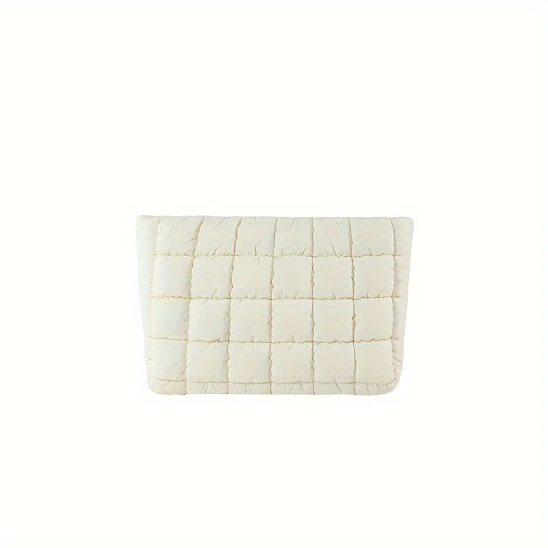 The Glamour Pouch