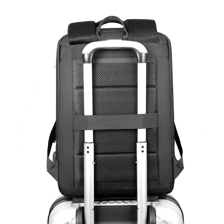 The LuxeLite Bag